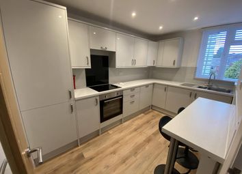 Thumbnail Flat to rent in Magdalen Road, St. Leonards, Exeter