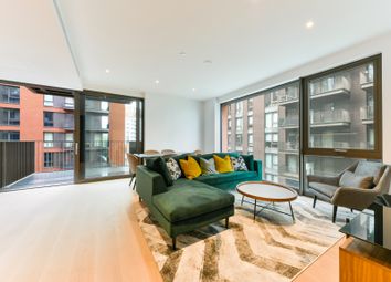 Thumbnail Flat for sale in Viaduct Gardens, London