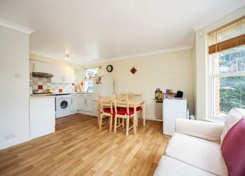 Thumbnail Flat to rent in 319 Trinity Road, Wandsworth