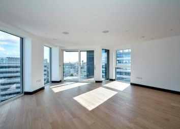 3 Bedrooms Flat to rent in Sovereign Court, Marquis House, London W6