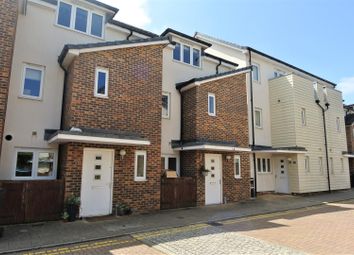 Thumbnail Town house to rent in Pyle Close, Addlestone