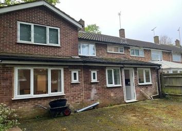Thumbnail Property to rent in Denchers Plat, Crawley