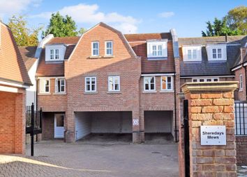 Thumbnail 2 bed flat to rent in High Street, Billericay