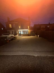 A Lovely Three Bedroom House To Let In Basildon