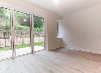 Thumbnail Flat to rent in Temple Road, Croydon