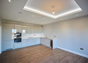Thumbnail Penthouse to rent in Victoria Avenue, Southend-On-Sea