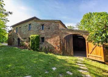 Thumbnail 4 bed cottage for sale in Buonconvento, Siena, Tuscany, Italy