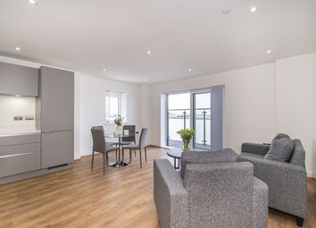 Thumbnail 1 bedroom flat to rent in Mast Quay, London
