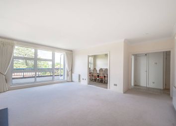 Thumbnail 3 bed flat for sale in Hendon Lane, Finchley, London