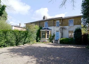 3 Bedroom Semi-detached house for rent