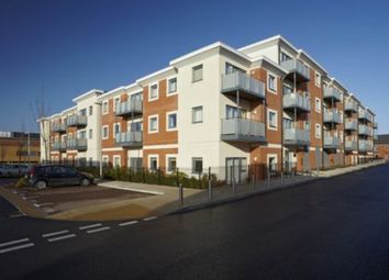 Thumbnail Flat to rent in Rushley Way, Reading