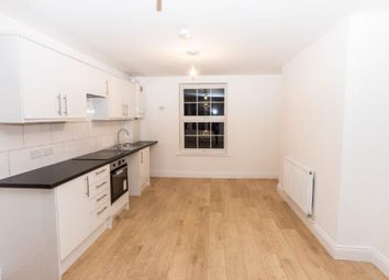 4 Bedrooms Flat to rent in Caledonian Road, Islington N1