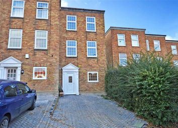 4 Bedroom Town house for rent
