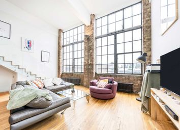 Thumbnail Flat to rent in Summers Street, London