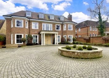 Thumbnail Detached house to rent in Beech Hill, Hadley Wood, Hertfordshire