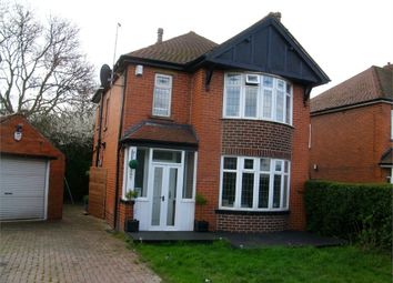 Thumbnail 3 bed detached house for sale in 197 Leeds Road, Kippax, Leeds, West Yorkshire