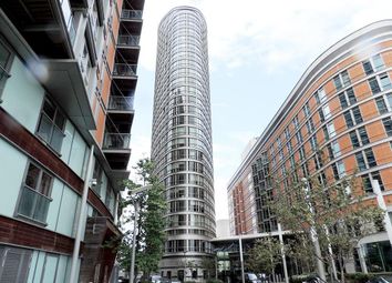 2 Bedrooms Flat to rent in Blackwall Way, Canary Wharf E14