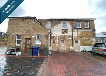 Thumbnail 1 bed flat to rent in Union Street, Faversham