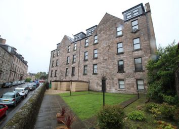 2 Bedrooms Flat for sale in 11, Nelson Street, Flat 2-1, Greenock PA151Tt PA15