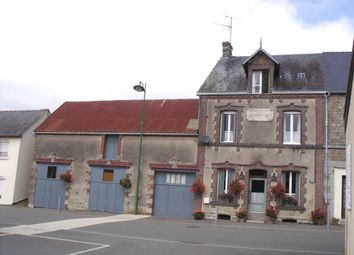 Thumbnail 3 bed end terrace house for sale in Saint-Aignan-De-Couptrain, Saint-Aignan-De-Couptrain, Mayenne Department, Loire, France
