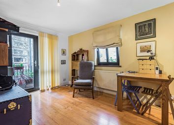 Thumbnail Flat to rent in Dalling Road, London