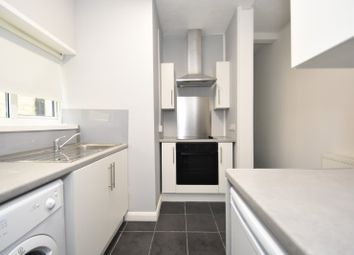 Southsea - End terrace house to rent