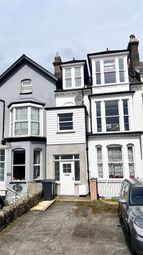 Thumbnail Flat to rent in Apsley Terrace, Ilfracombe