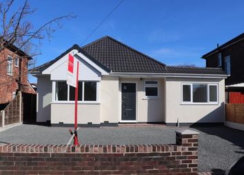 2 Bedrooms Bungalow for sale in Northcliffe Road, Stockport, Cheshire SK2