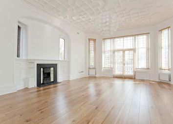 3 Bedrooms Flat to rent in Eton Avenue, Belsize Park NW3