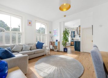Thumbnail 2 bedroom flat for sale in Brixton Hill, London