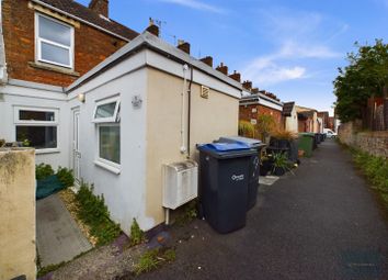 Thumbnail Terraced house to rent in Bond Street Buildings, Trowbridge