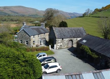 Property listing in Tywyn, Gwynedd