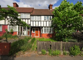 Thumbnail Terraced house to rent in Gunnersbury Avenue, London