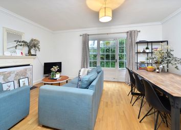 Thumbnail 2 bed flat to rent in Compton Road, Islington, London