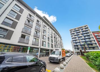 Thumbnail 1 bed flat for sale in Deals Gateway, London