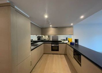 Thumbnail Flat to rent in Viaduct Gardens, Vauxhall, London