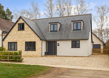 Thumbnail 5 bedroom detached house for sale in High Street, Standlake