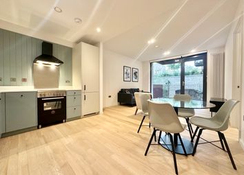 Thumbnail 1 bed flat to rent in Hollandbury House, Brentford