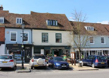 2 Bedrooms Flat to rent in Broad Street, Alresford, Hampshire SO24