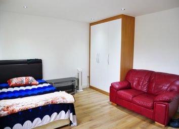 Thumbnail Room to rent in Boston Road, London