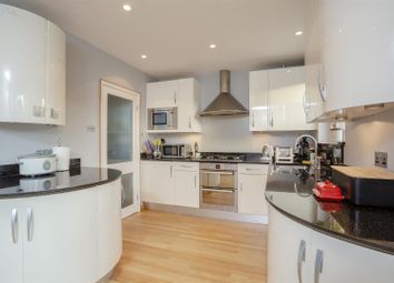 4 Bedroom Detached house for rent