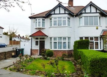 3 Bedrooms  for sale in Meadow Drive, Hendon, London NW4