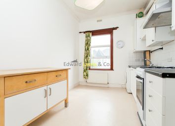 3 Bedrooms Flat to rent in Osbaldeston Road, Stoke Newington N16