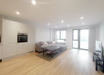 Thumbnail 3 bedroom flat to rent in Foster Street, London, Hendon