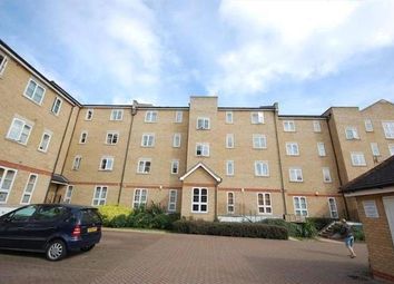 3 Bedrooms Flat to rent in Wheat Sheaf Close, Docklands E14