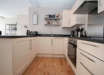 Thumbnail 2 bed flat for sale in London Road, Westcliff-On-Sea