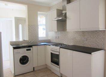 Thumbnail 1 bed maisonette to rent in Walton Road, Woking