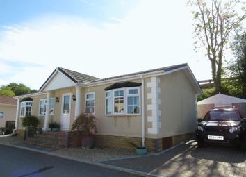 2 Bedrooms Mobile/park home for sale in Bow Street, Cambrian Residential Park, Cardiff CF5