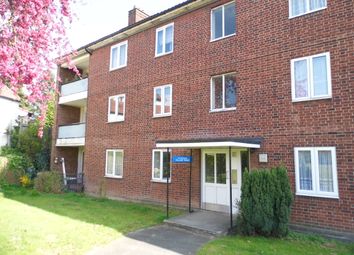 Thumbnail 1 bed flat to rent in Village Road, Bush Hill Park