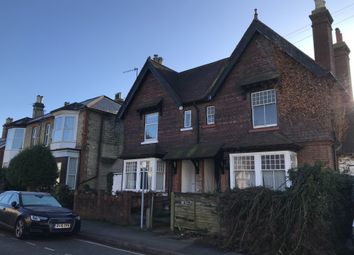 3 Bedroom Semi-detached house for rent